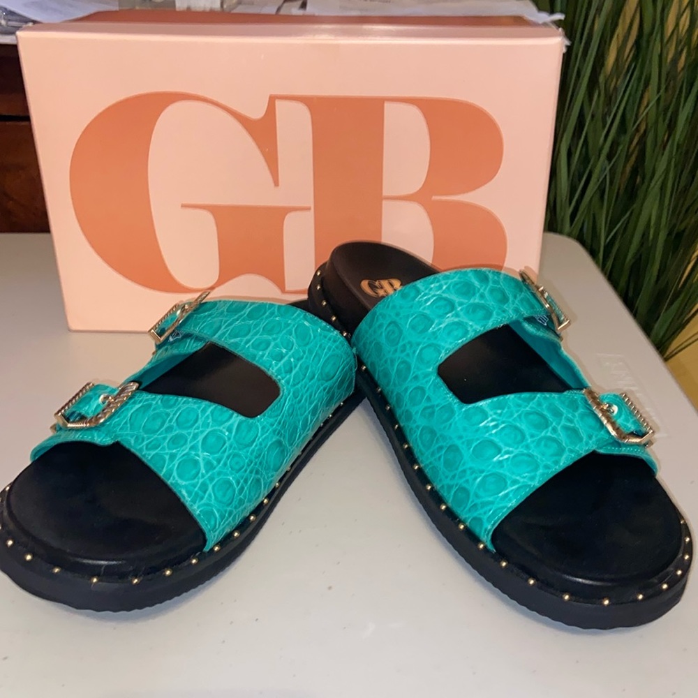 GB Slide Sandal in Emerald Style Side-Kick